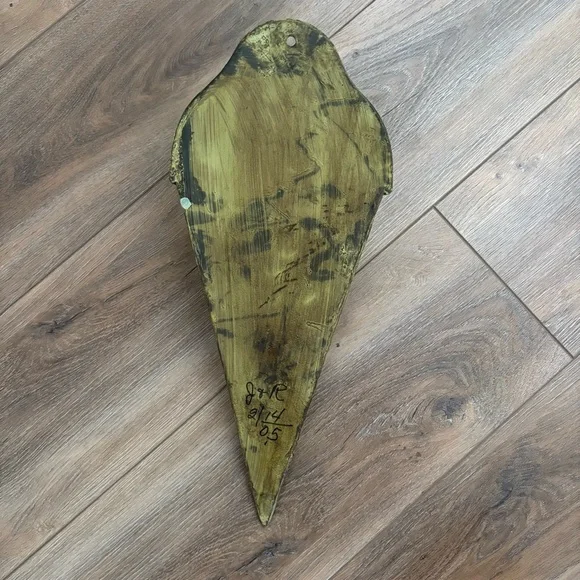 Tin Distressed Look Cone Shaped Wall Pocket Planter - Pineapple Embossed - Picture 7 of 7